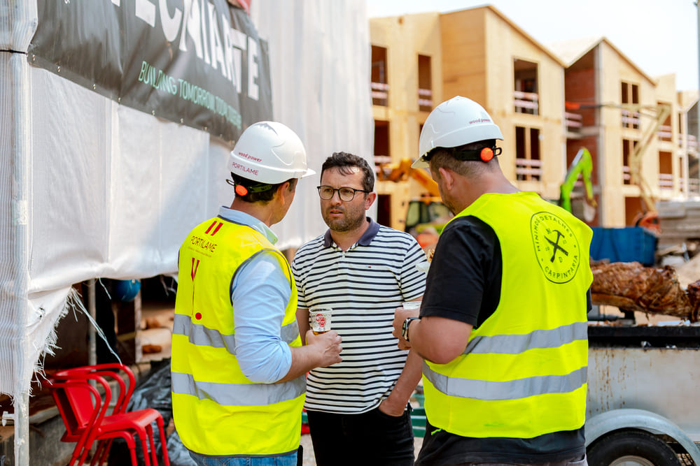 “Pau de Fileira” celebration at the Town Gardens construction site