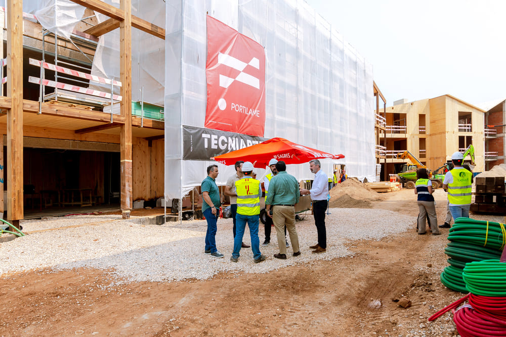 “Pau de Fileira” celebration at the Town Gardens construction site
