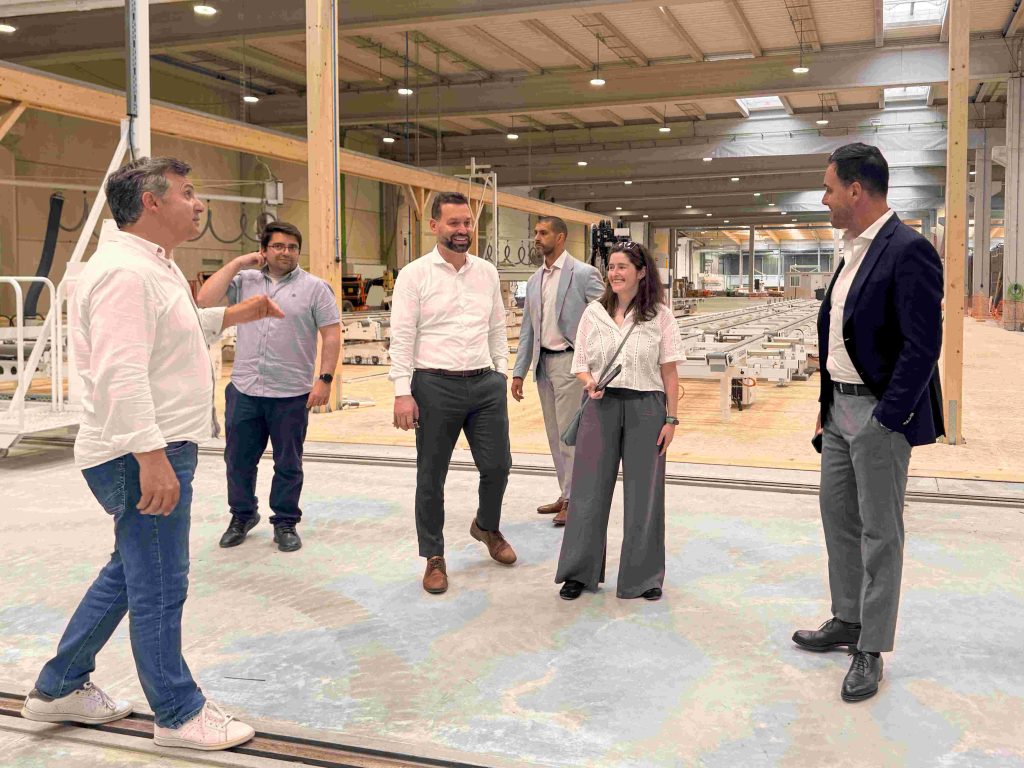 PORTILAME recebe visita de membros da Secretaria de Estado da Habitação PORTILAME recebe visita de membros da Secretaria de Estado da Habitação